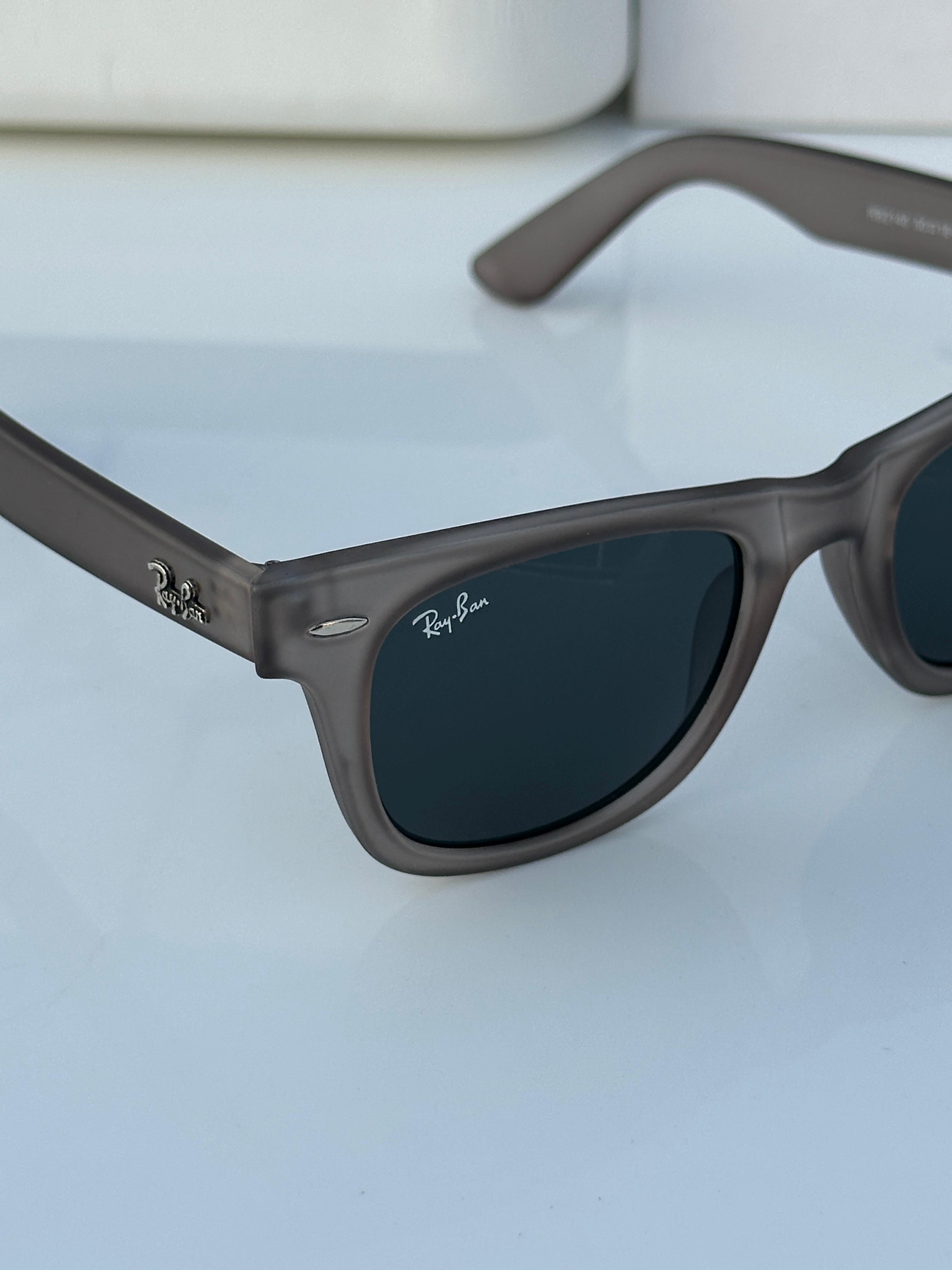 Ra_yban 2140 Matt Grey