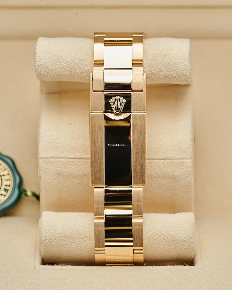 RLX GMT-Master II – Custom “Batman” Blue-Bezel Edition Golden