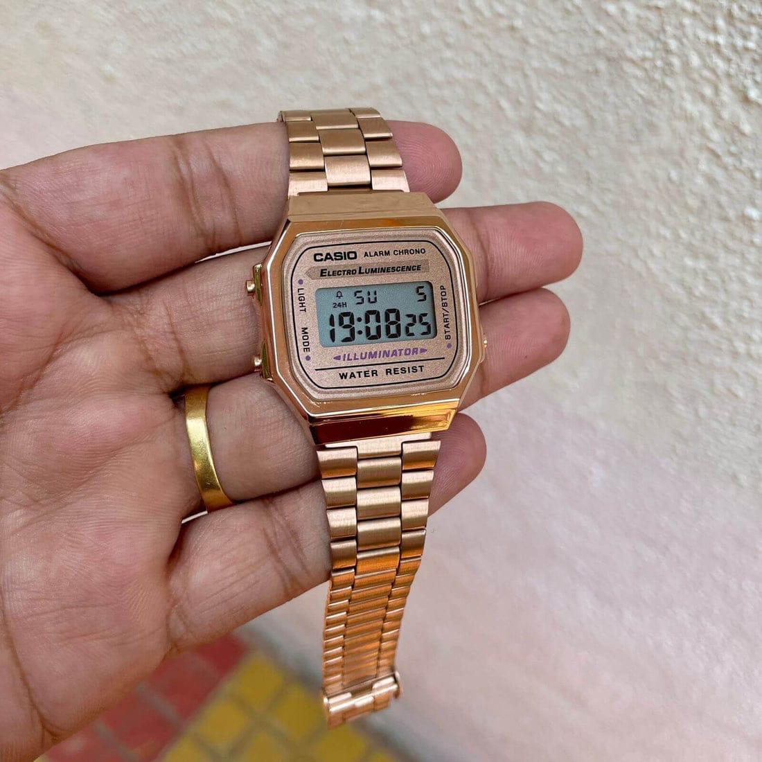casiio vintage model LUXURY PREMIUM WATCH