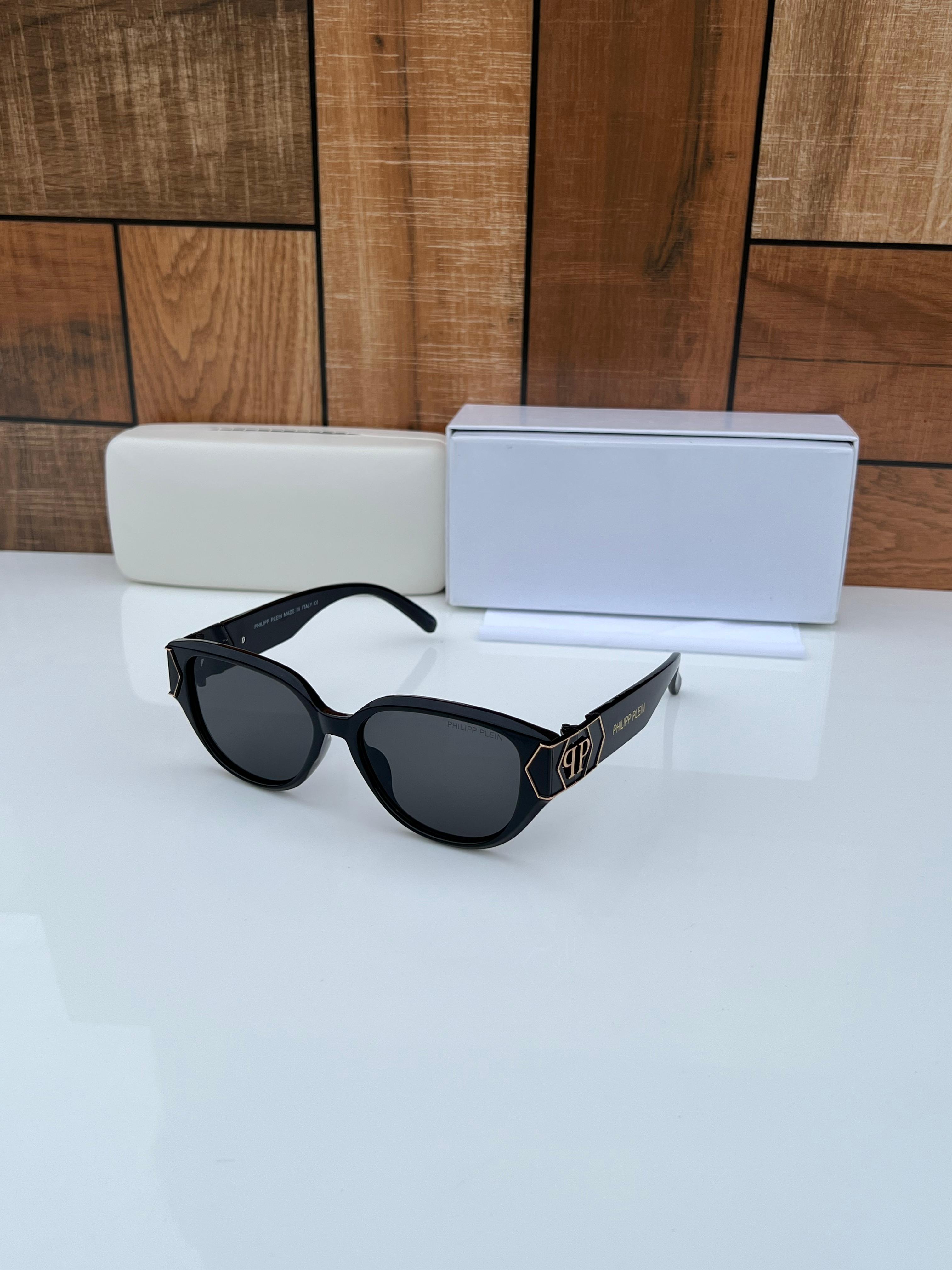 ewe 8419 black A