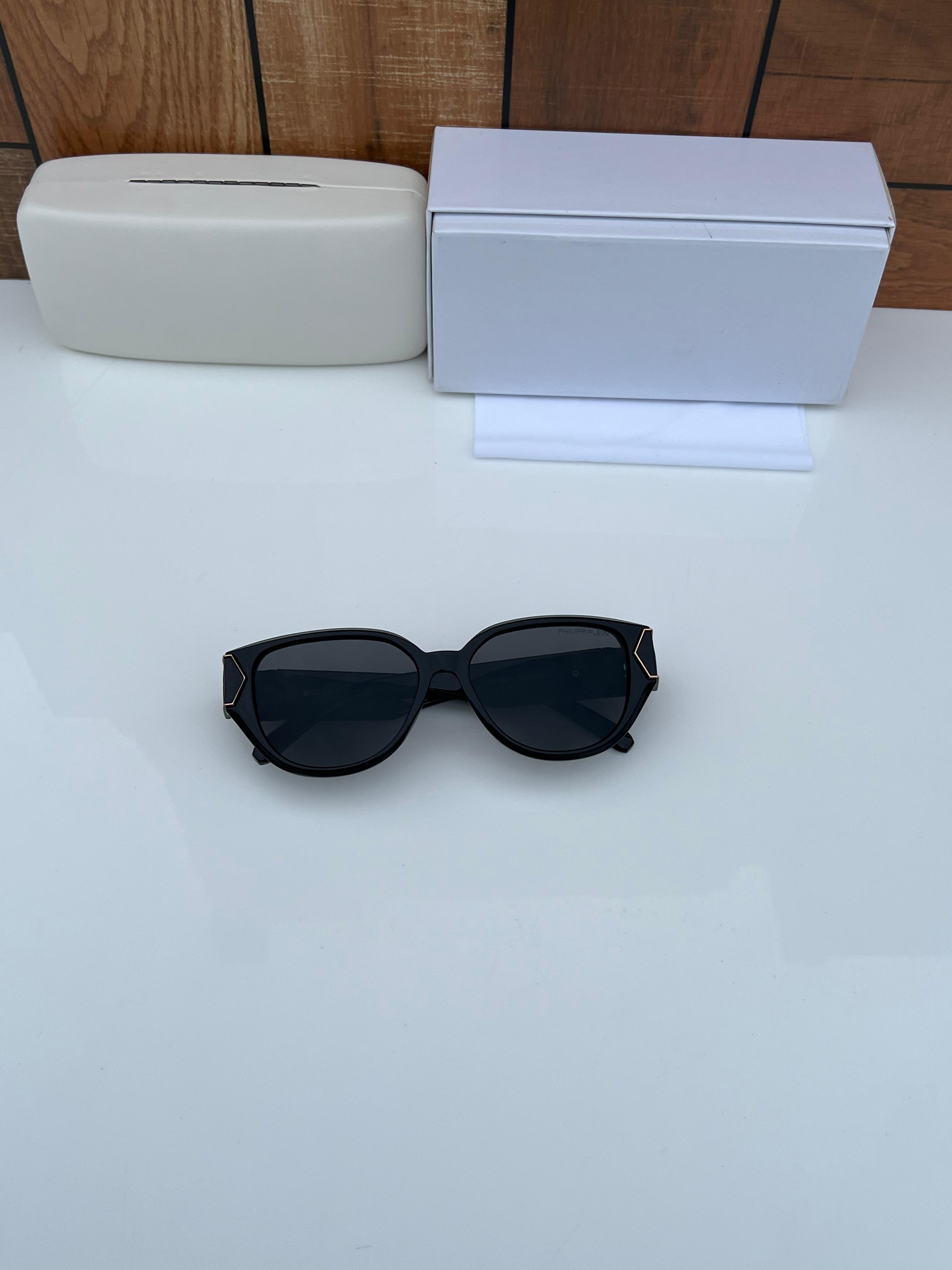 ewe 8419 black A