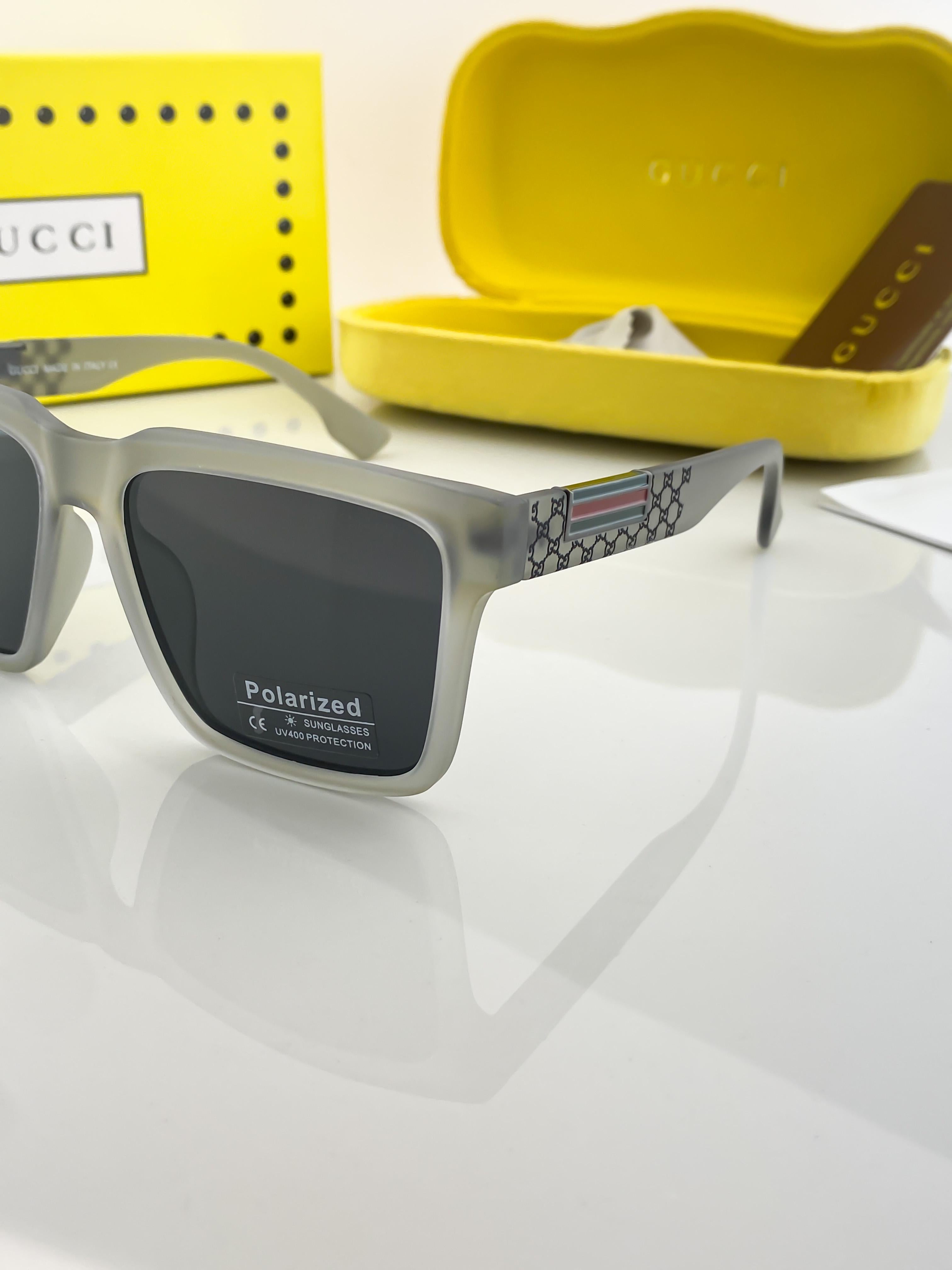 GU GREY BLACK 1089