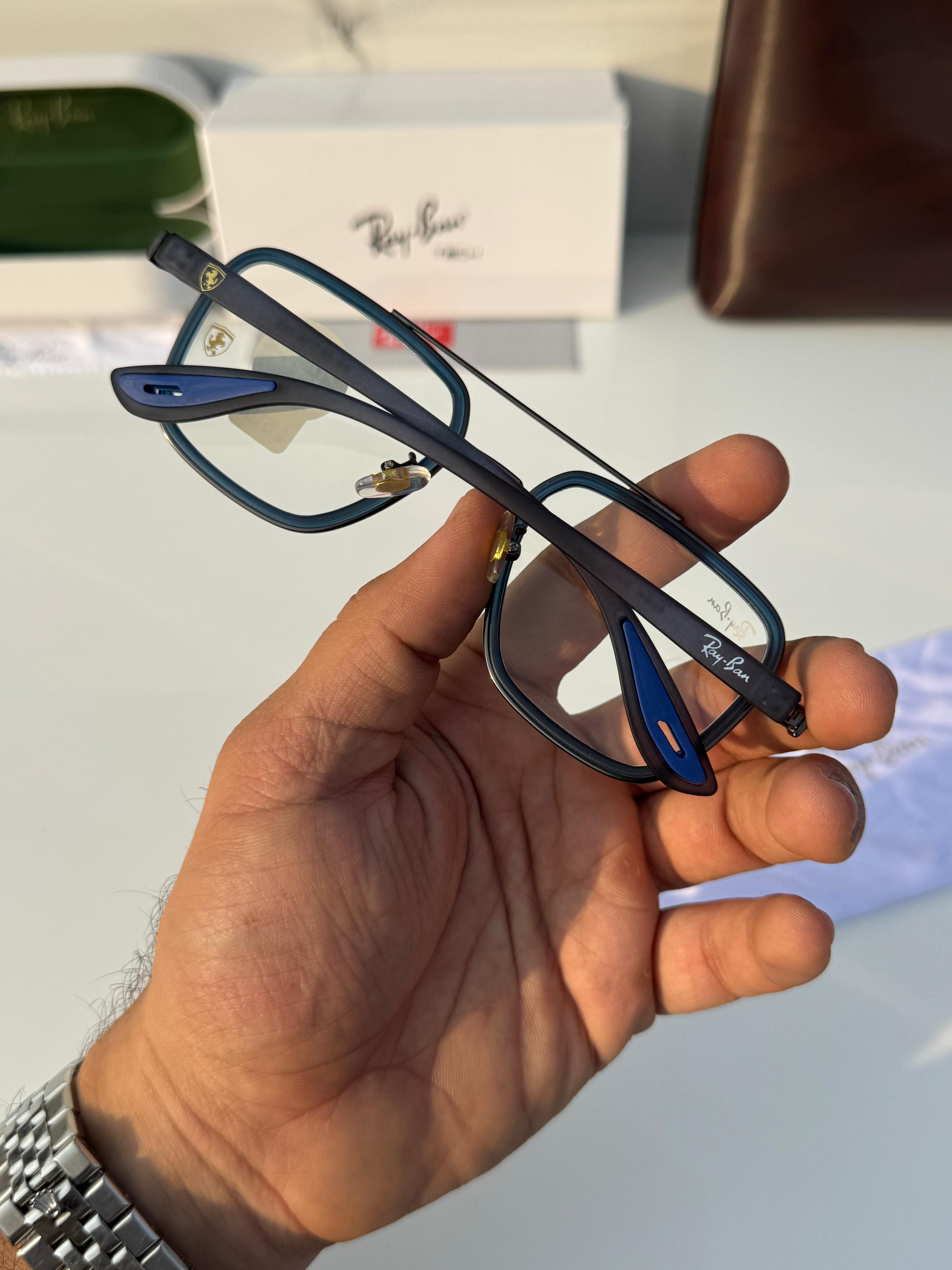 Ray 06 blue plano A