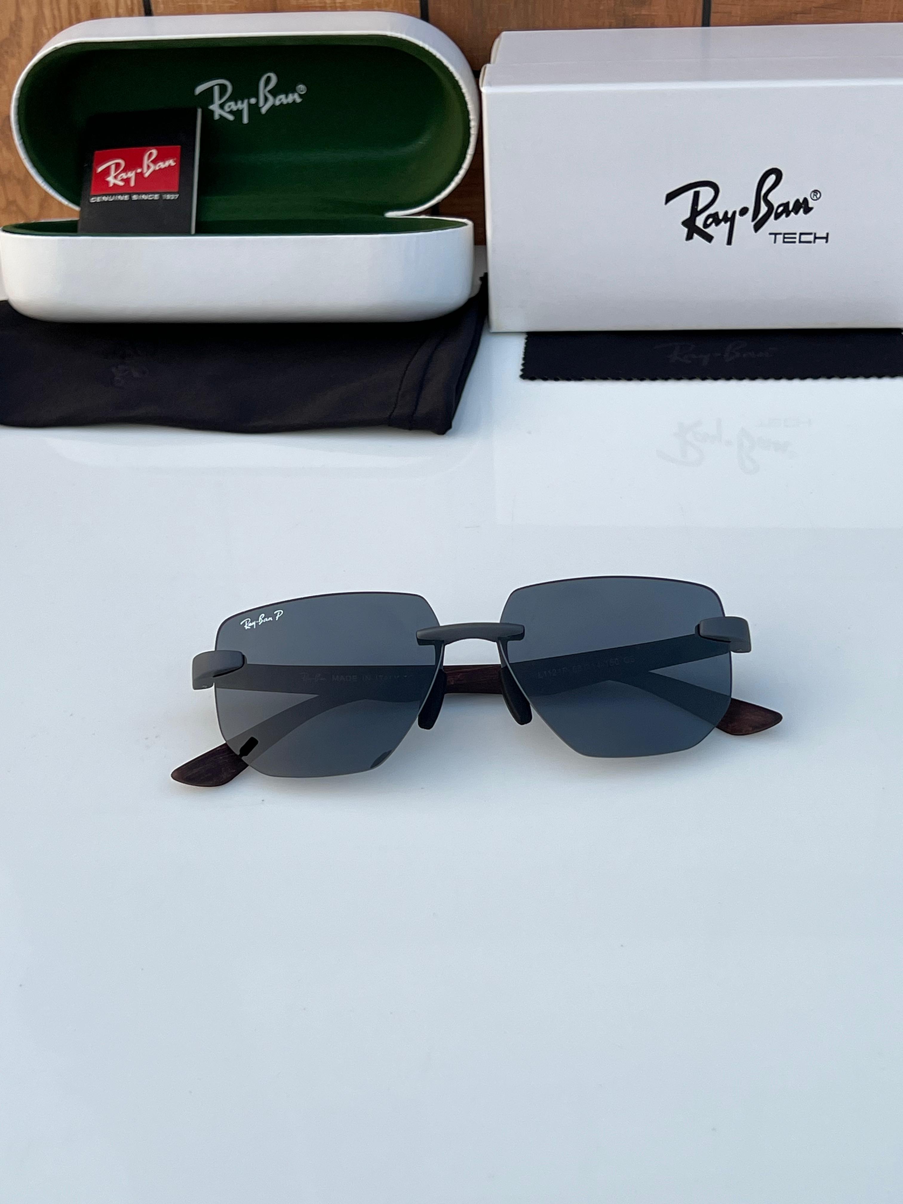Ray_ 1121 grey black  A