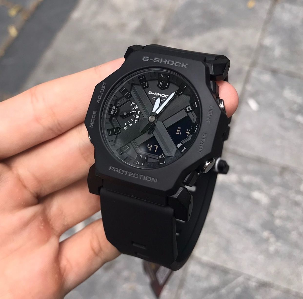 Casiio G-Shok Black Analog-Digital Watch