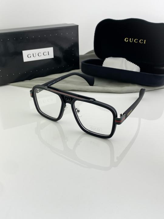 Gu_cci black white 1295
